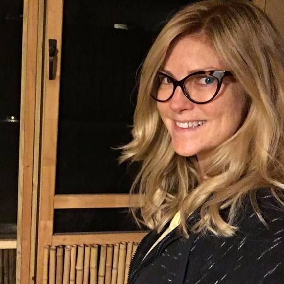 Meet your Posher, Andrea - Picture 1 of 1